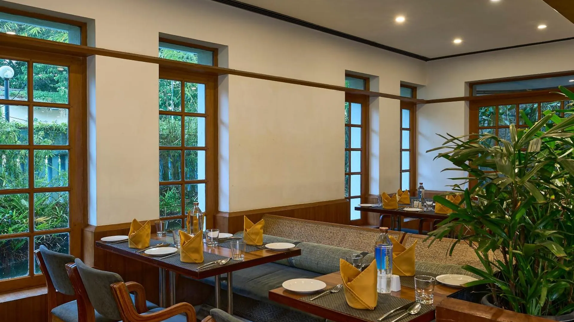 Casino Hotel - Cgh Earth, Cochin Kochi