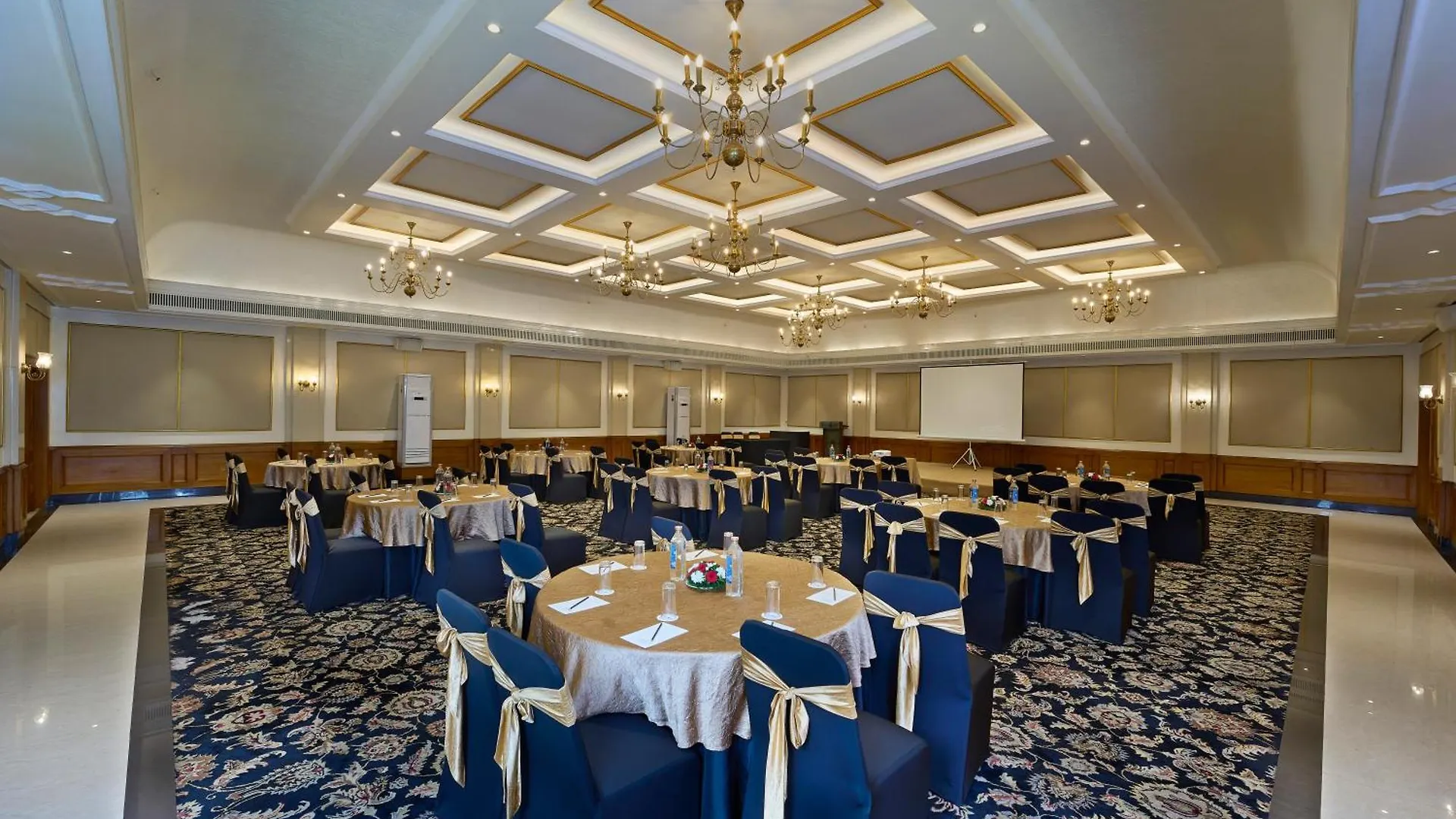 Casino Hotel - Cgh Earth, Cochin Kochi Hindistan